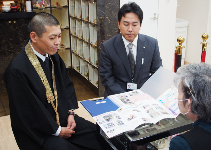 大阪市福島区 ペット火葬 セレモニースタッフによるお見送り